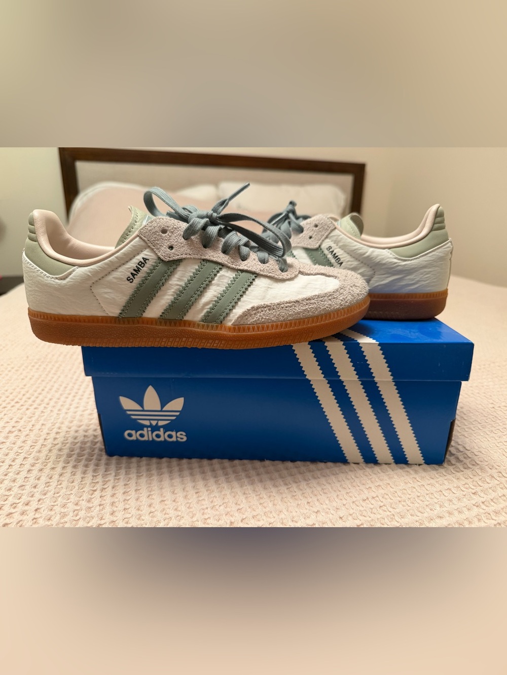 Adidas limited edition women’s Samba Sneakers in White, Sage